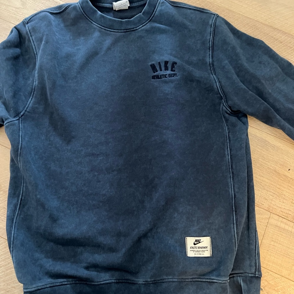 Nike Men's Dark Blue Crewneck Sweater
